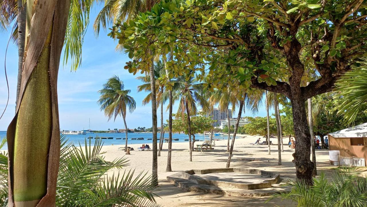 Beach One Bedroom 2 Ocho Rios Esterno foto
