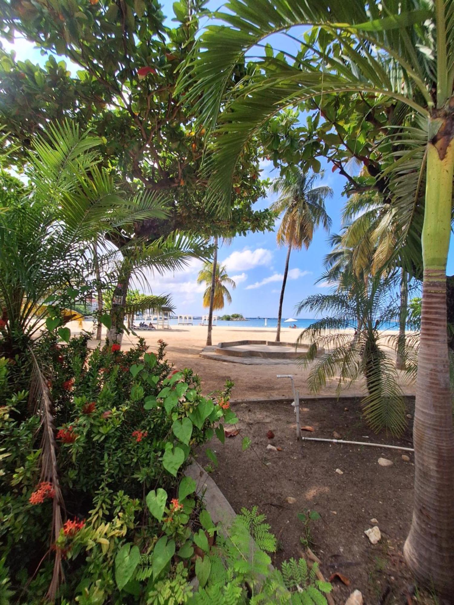 Beach One Bedroom 2 Ocho Rios Esterno foto
